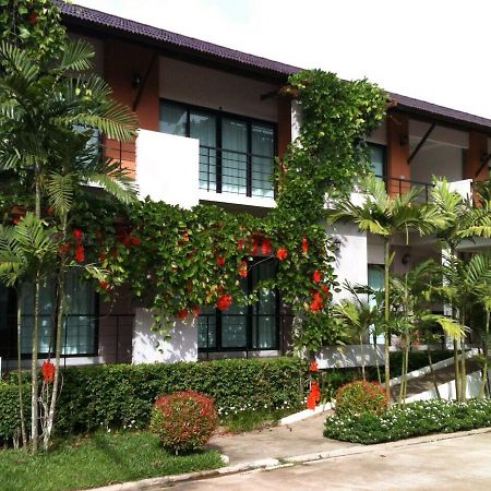Wassana Sitdharma Guesthouse Trang Ngoại thất bức ảnh