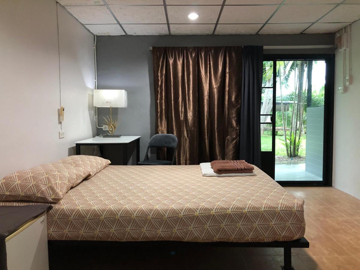 Wassana Sitdharma Guesthouse Trang Ngoại thất bức ảnh