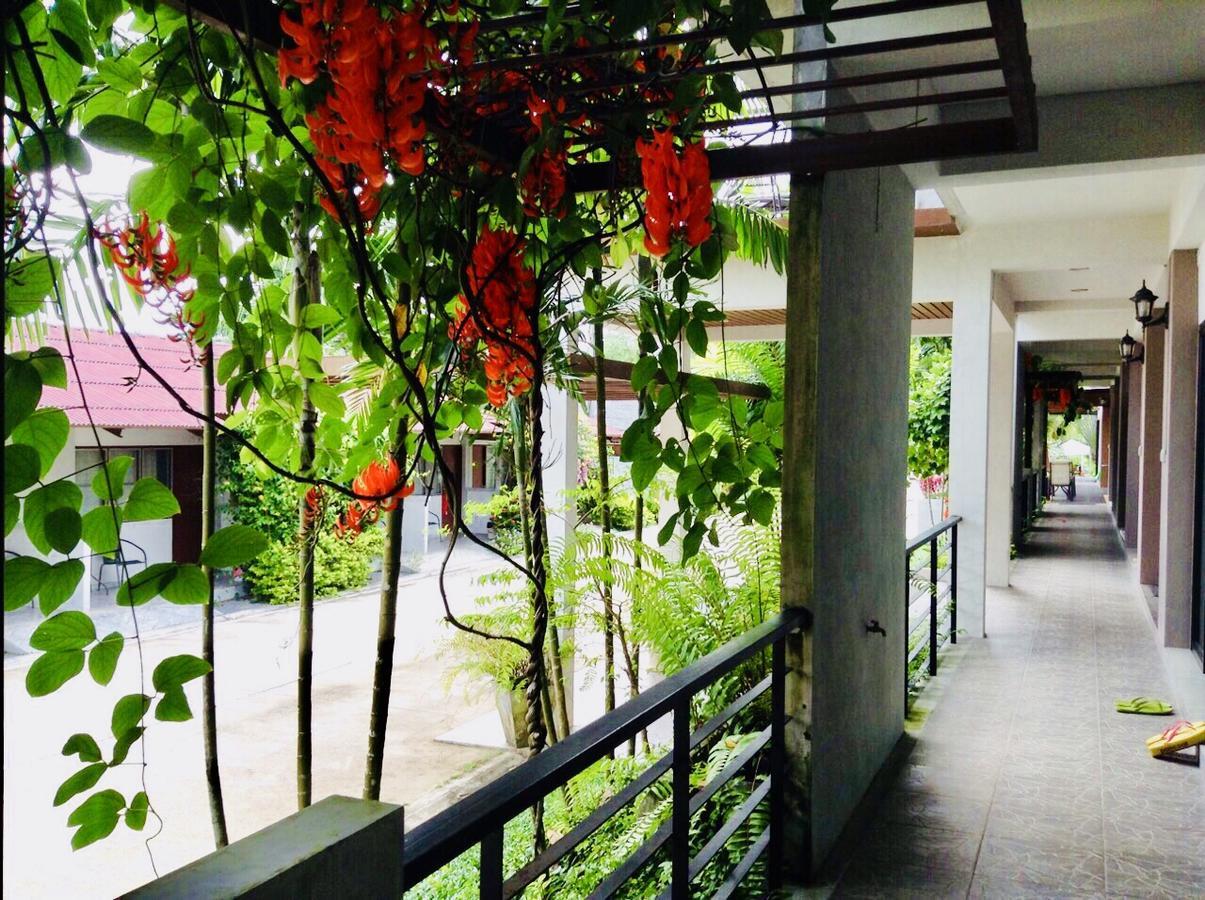 Wassana Sitdharma Guesthouse Trang Ngoại thất bức ảnh