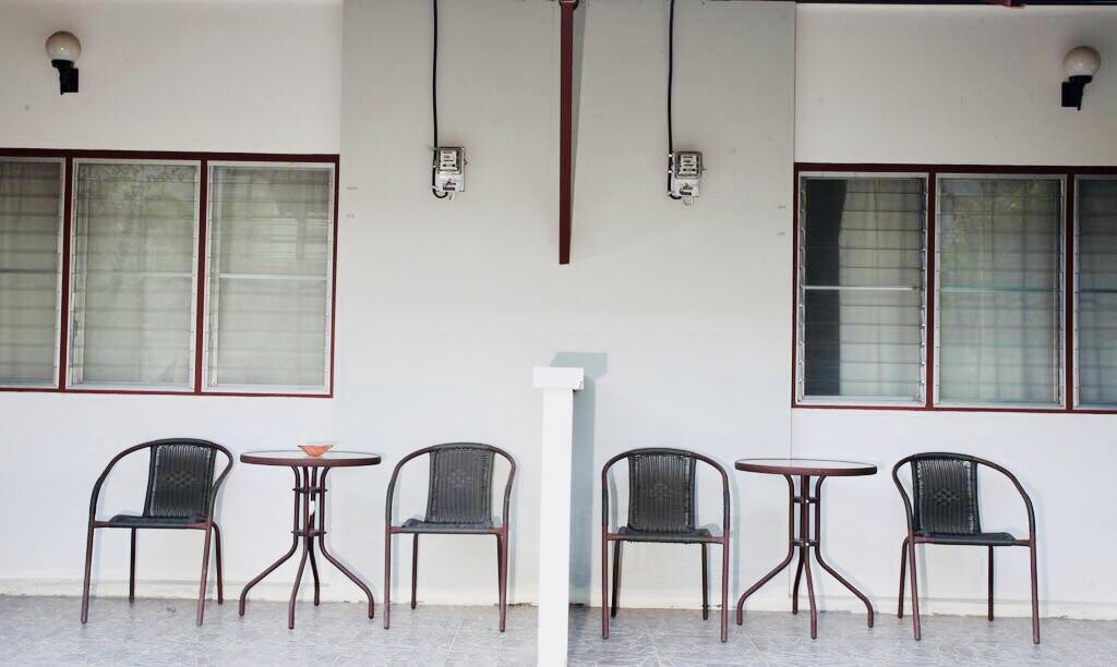 Wassana Sitdharma Guesthouse Trang Ngoại thất bức ảnh