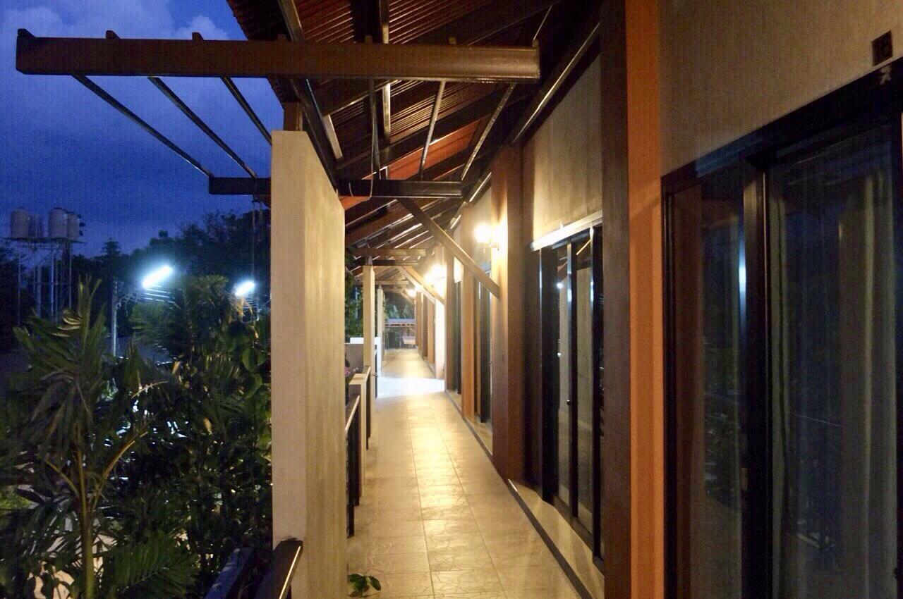 Wassana Sitdharma Guesthouse Trang Ngoại thất bức ảnh