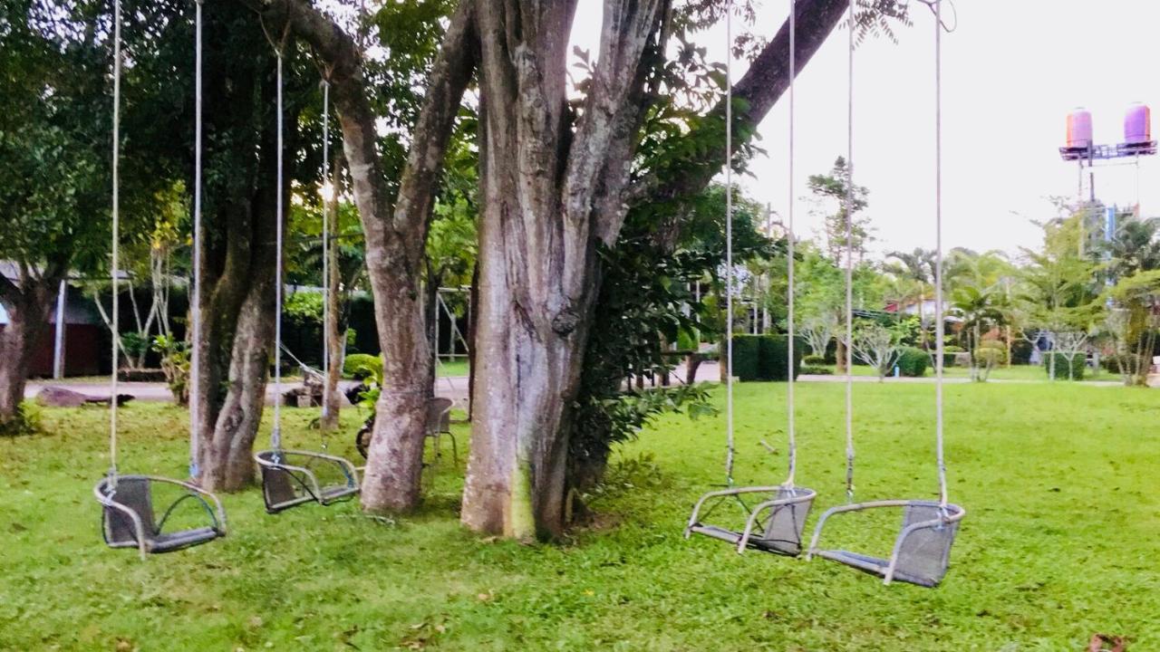 Wassana Sitdharma Guesthouse Trang Ngoại thất bức ảnh