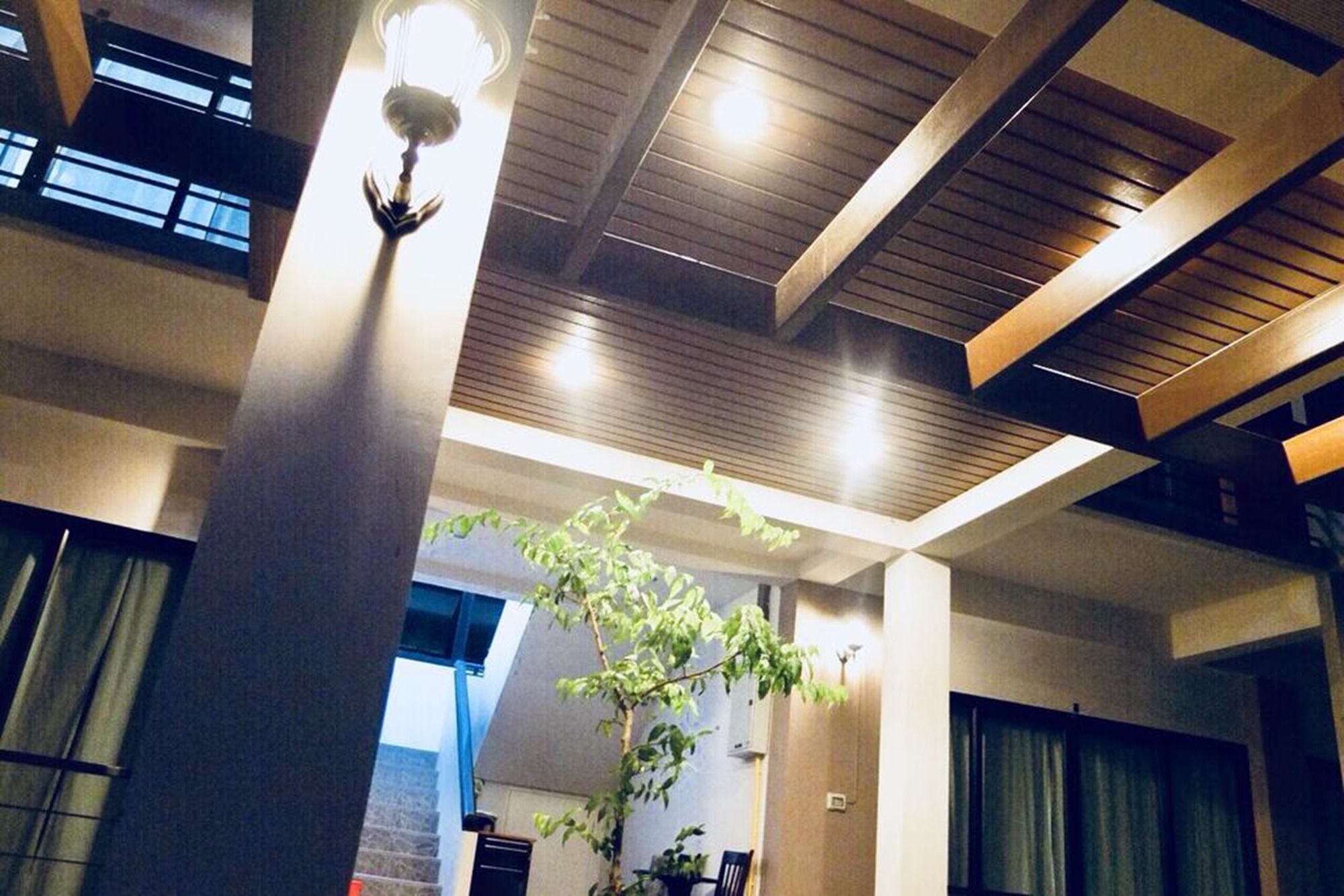 Wassana Sitdharma Guesthouse Trang Ngoại thất bức ảnh